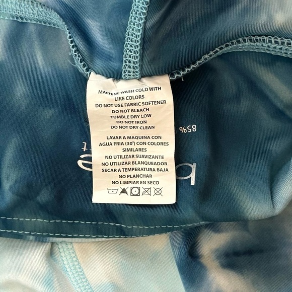 Bebe | Sport Tie Dye Pocket Leggings High Rise 28” Inseam Logo - Picture 8 of 8